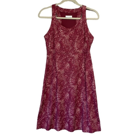Columbia Women's Maroon Omni Freeze Athletic Dress Sz S - Picture 1 of 8
